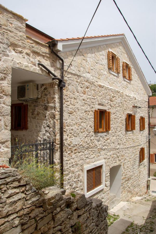 Krka Waterfalls Skradin Exterior photo